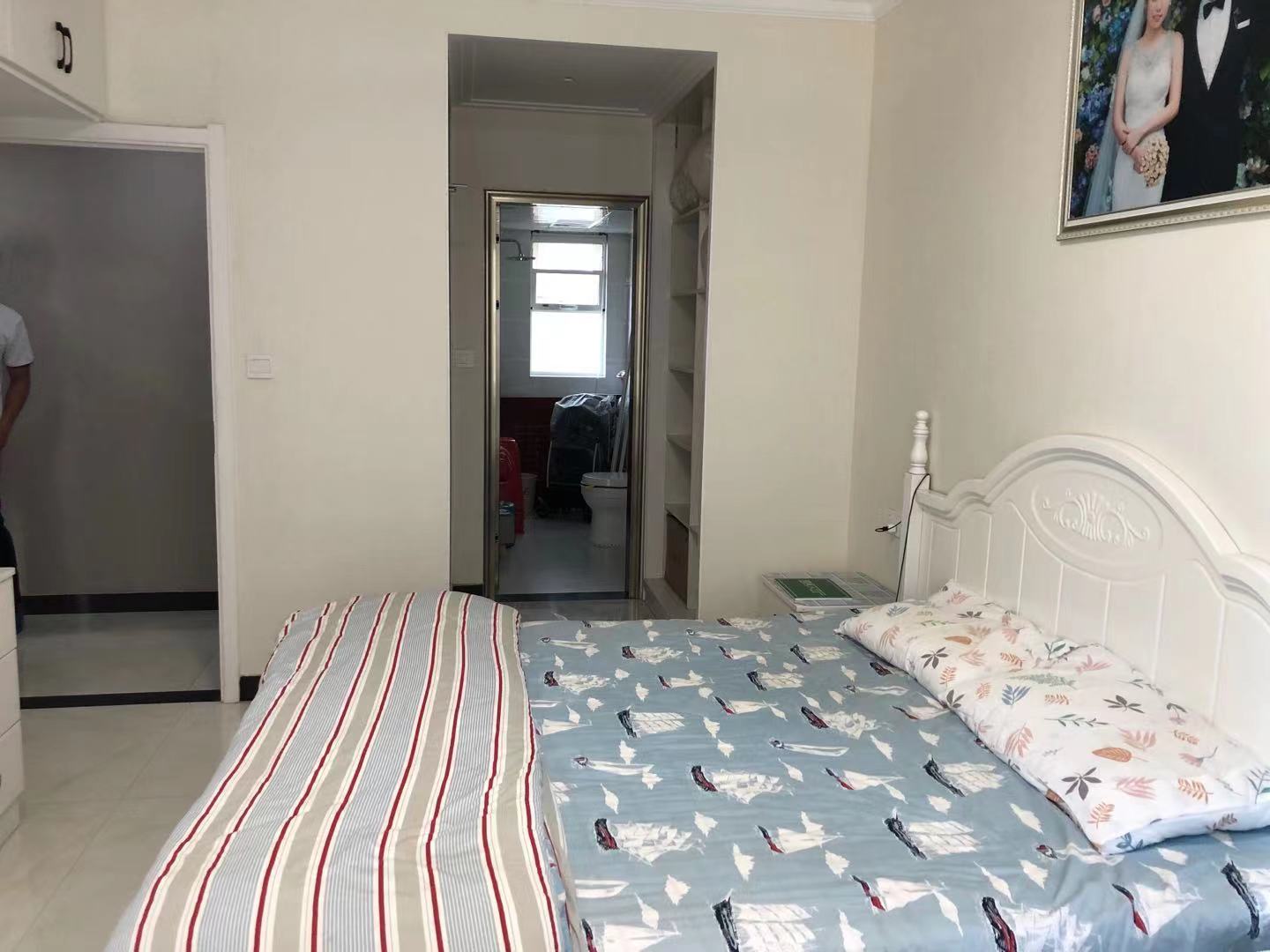 满庭春精装三房看房方便南北通透上学不用愁