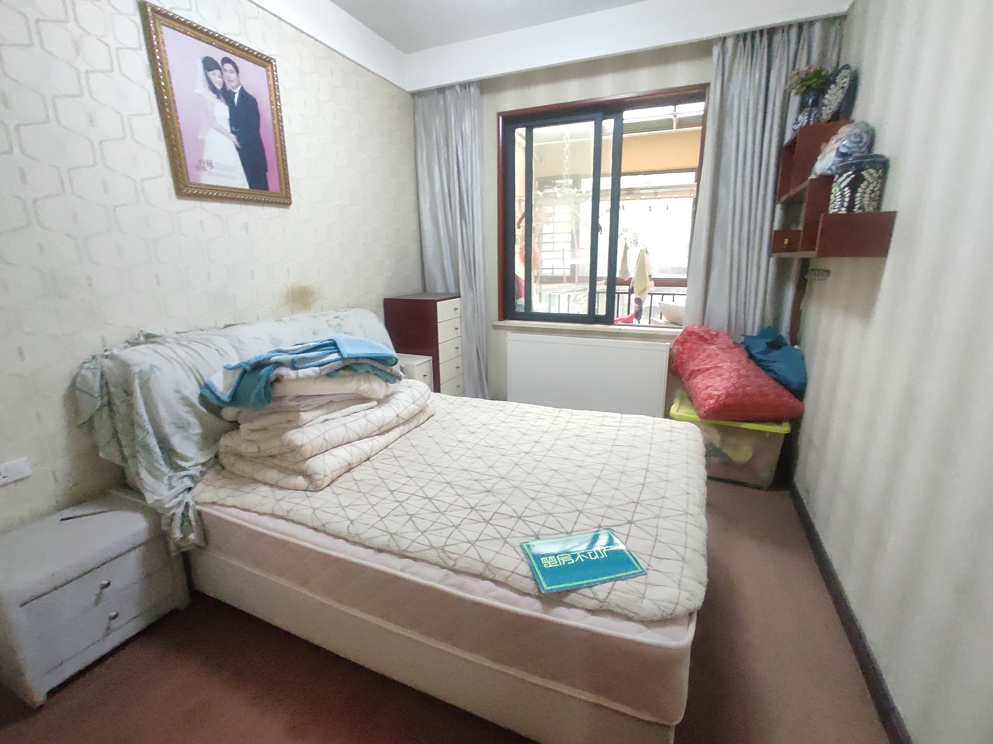 绿地华庭复式精装三房全屋带供暖带车库一区出售证件在手