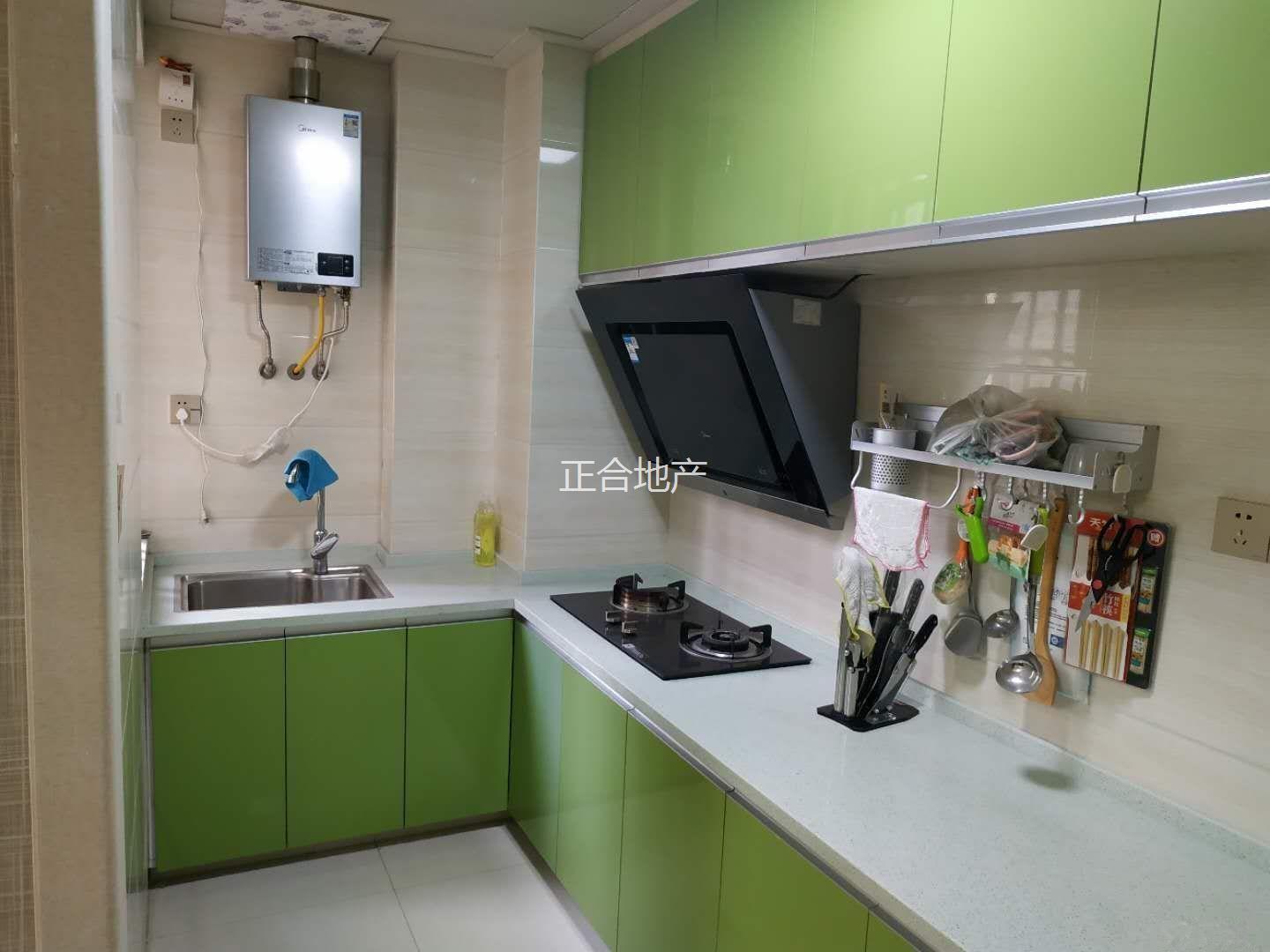 新二中旁边精装 房中层 视野采光业主诚意售看中即可签