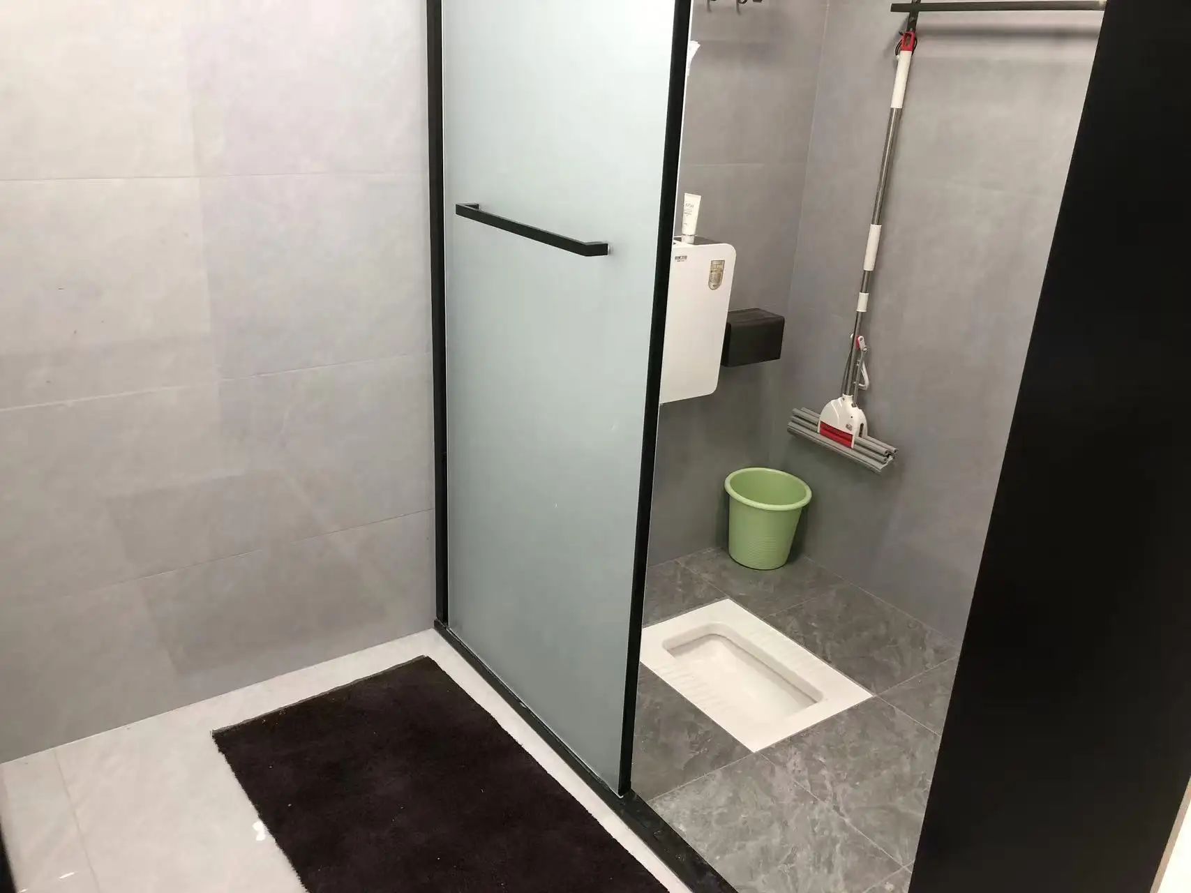 城南，吾悦广场，精装三房，电梯中层，业主自装，基本没住