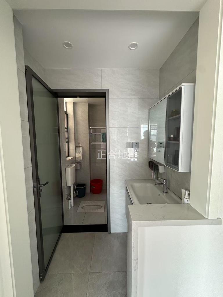 捡漏，紫菘紫润尚城，精装两房，楼龄新，证满二，拎包入住