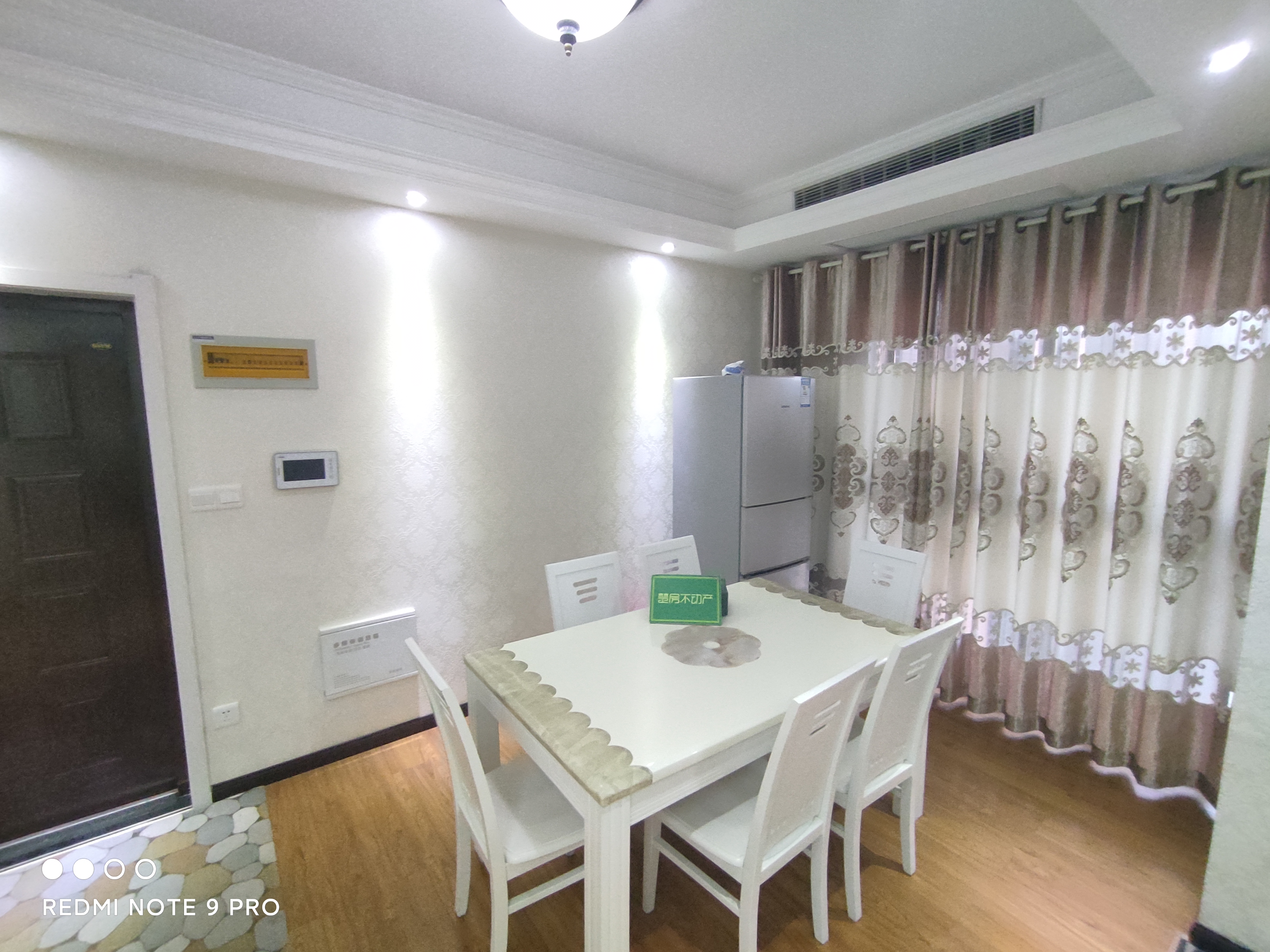 鸿昇现代城精装大三房南北通透双阳台全屋品牌装修风格楼层好证件满两年