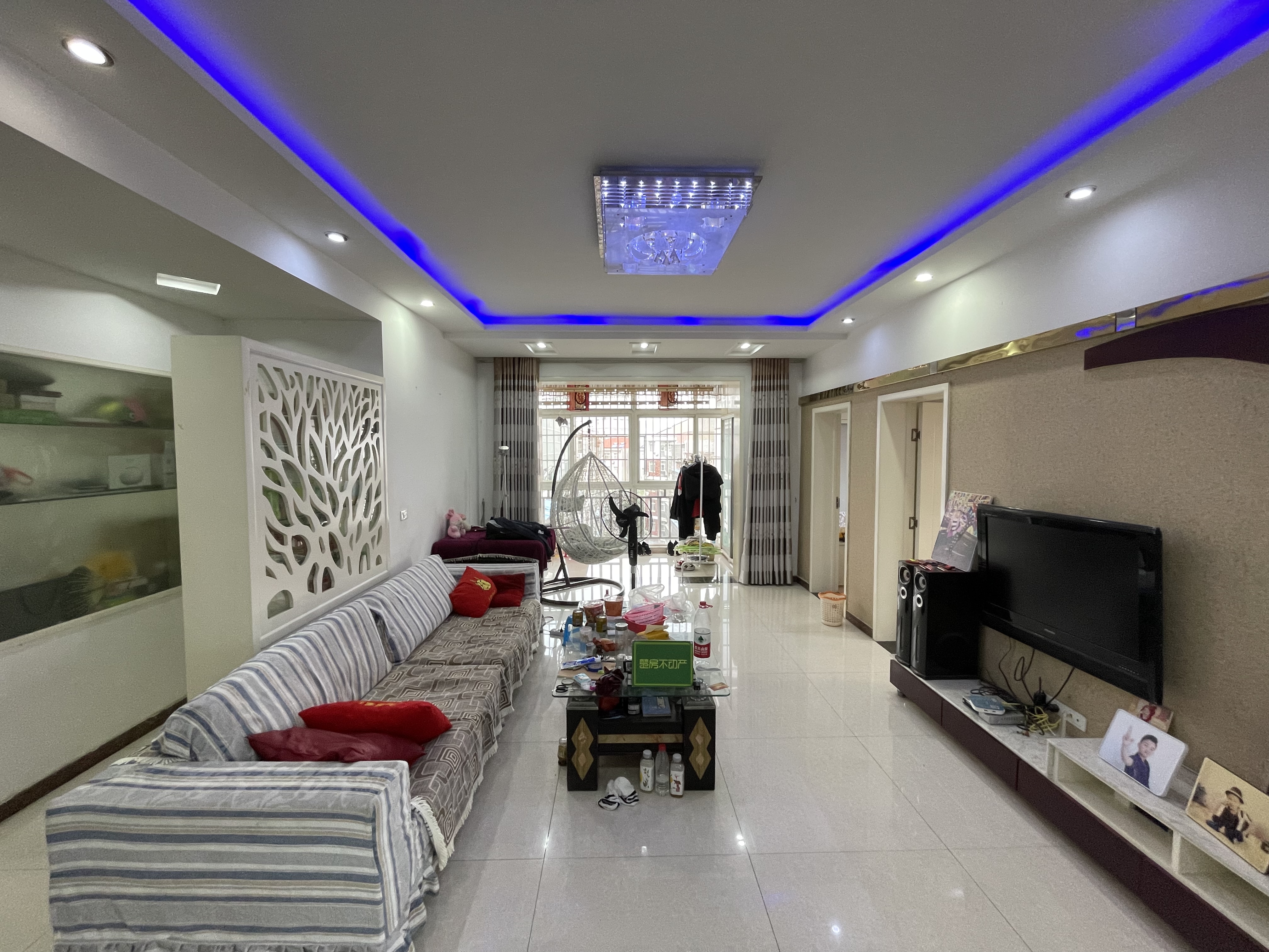 世北春花园  车站附近 大面积四房  户型采光好   方便看房  对口实验二小