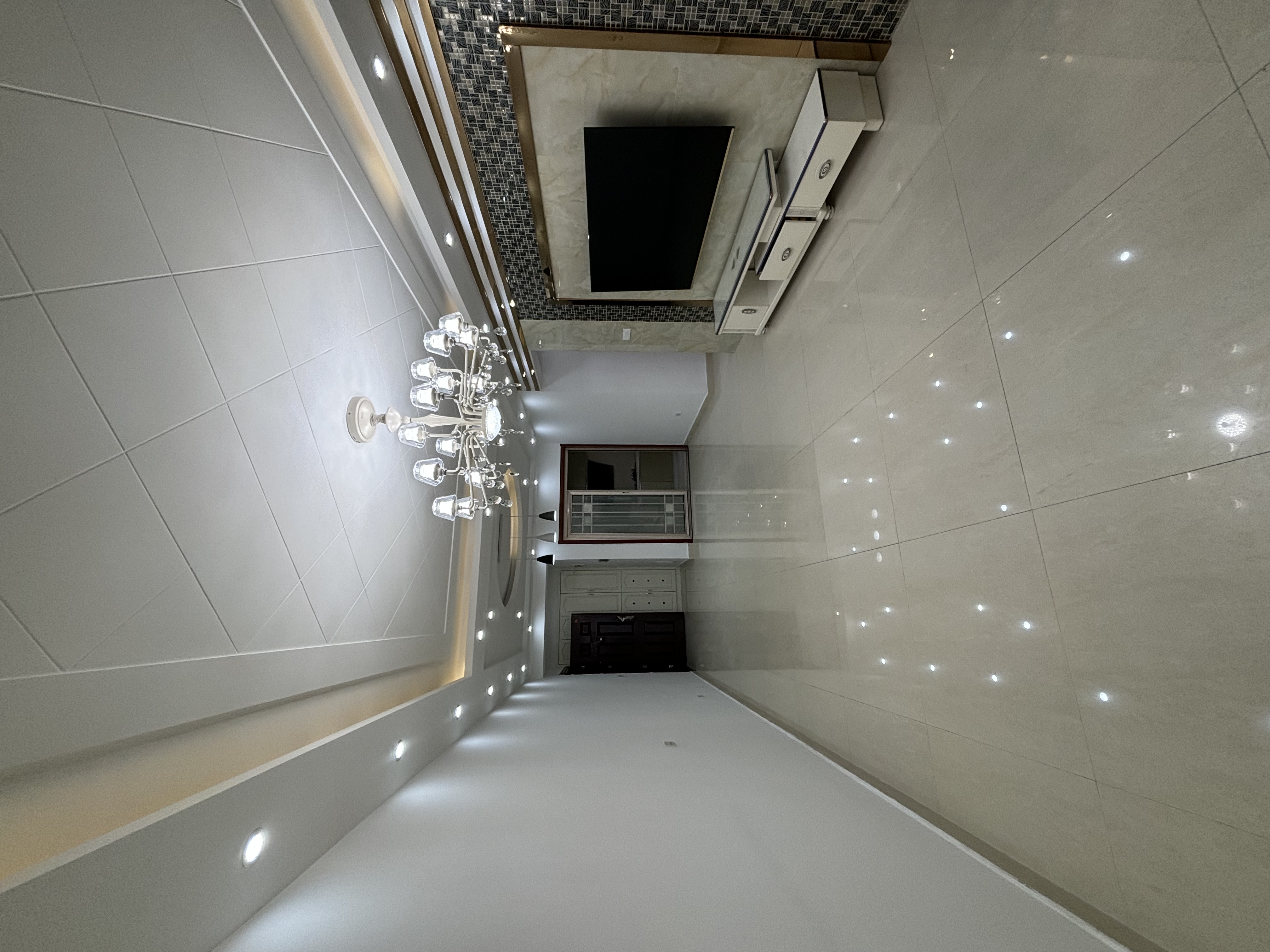 福星城.精装三房.证件满二.看房方便