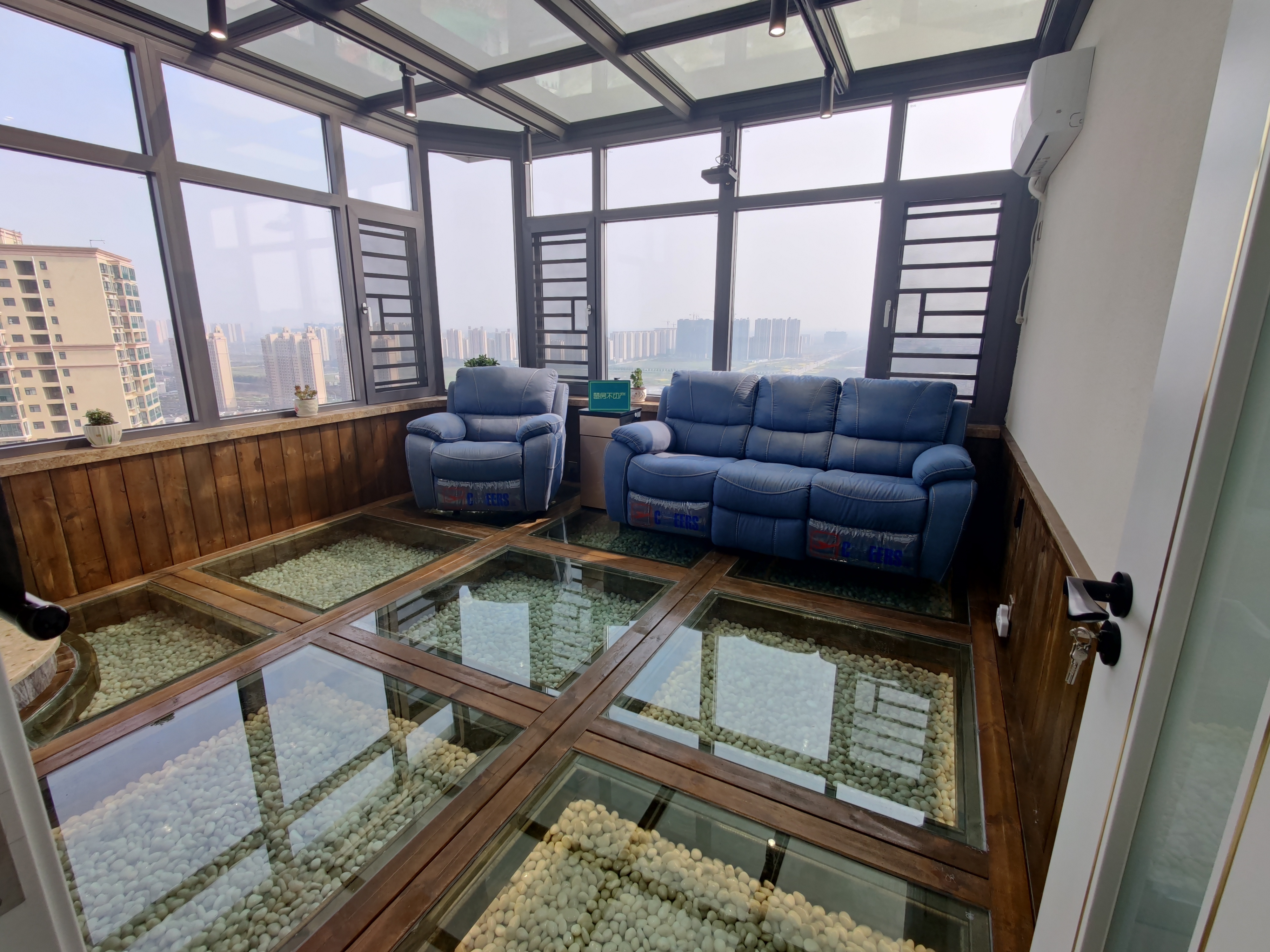 御台公馆全屋定制全屋品牌家私家电一天未住全屋中央空调有赠送面积房东亏本卖