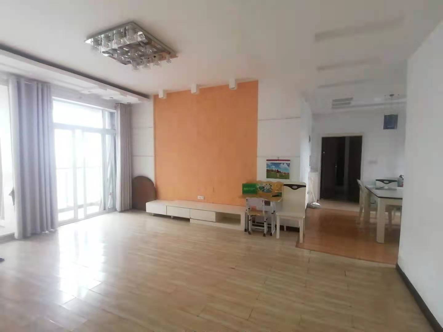 宏运名居电梯简单装修不动产证在手离三中武商商城一步之遥