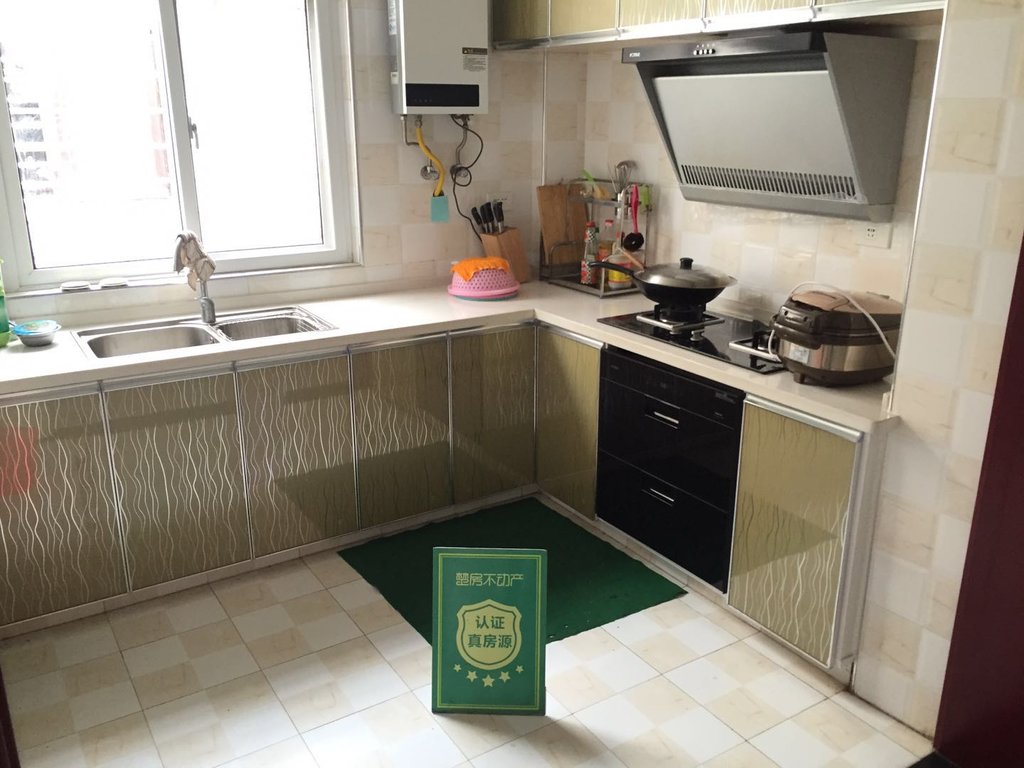 城南复式和园公馆精装好楼层房东急售采光很好方便看房