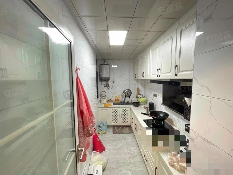 348，西桥旁，康湾一品，精装三房，9.9成新，证满二，诚心出售