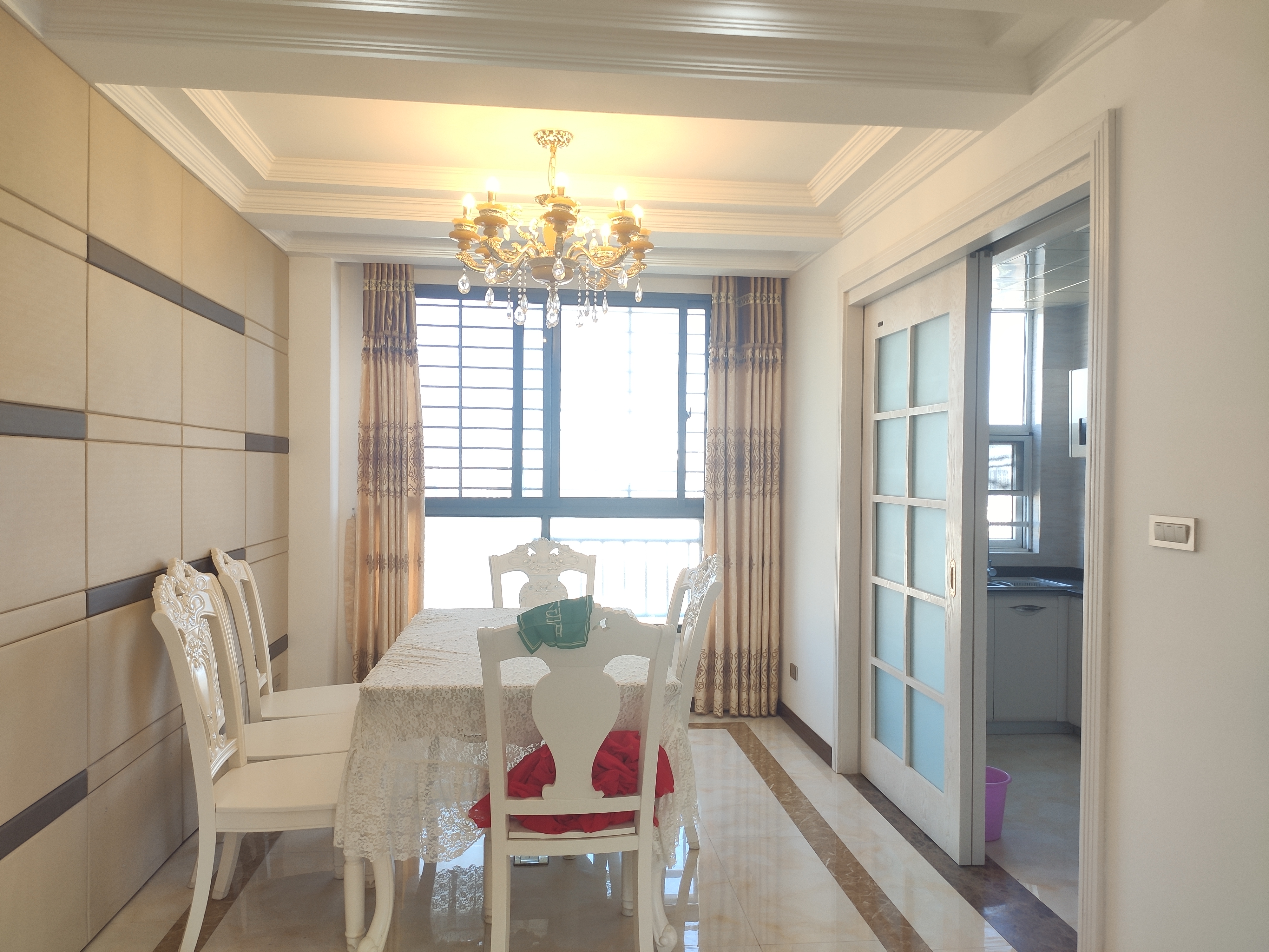 新三中门口元泰精装修满二边户南北双阳台