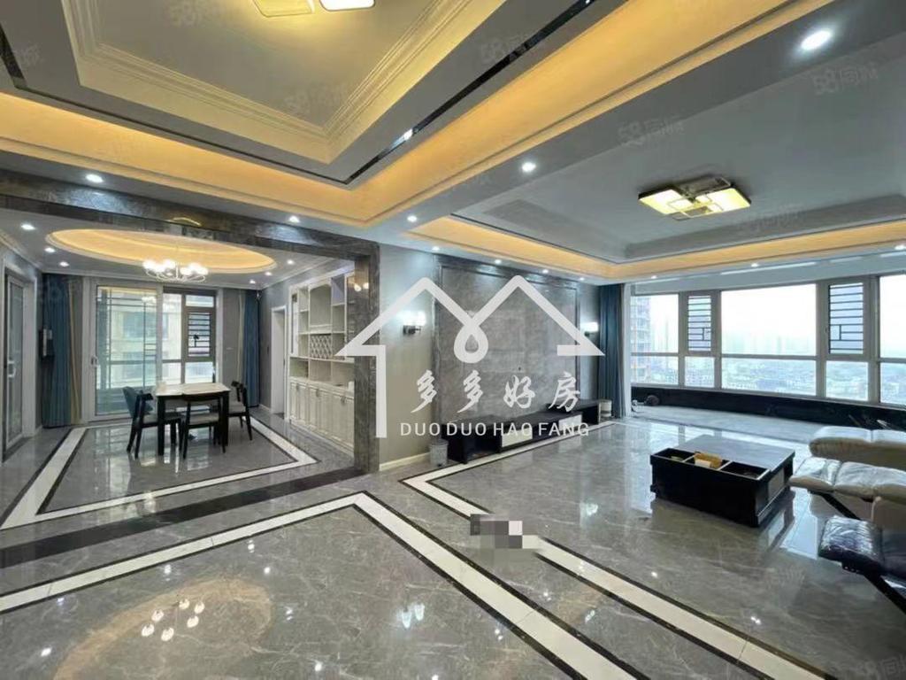 沔街品质小区，御台公馆hao装大平层，电梯入户，老板外地置业，带车位诚心出售