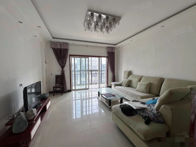 捡漏，新三中，世纪雅园，采光视野好，精装三房，单价2000