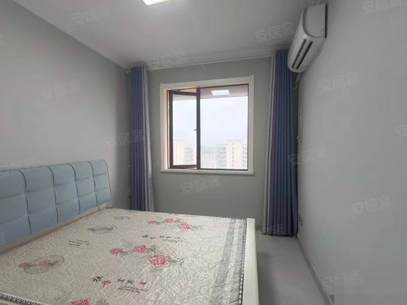 240，荣怀，精装两房，精装9成新，41个比毛坯都便宜，好楼层，证满二