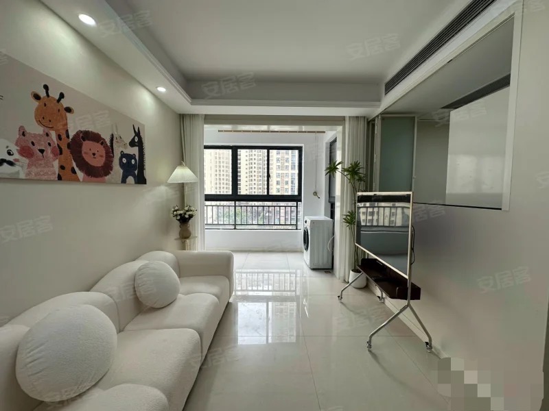 和合国际，精装三房，电梯小高层，好楼层，全屋中央空调，边户，南北通透