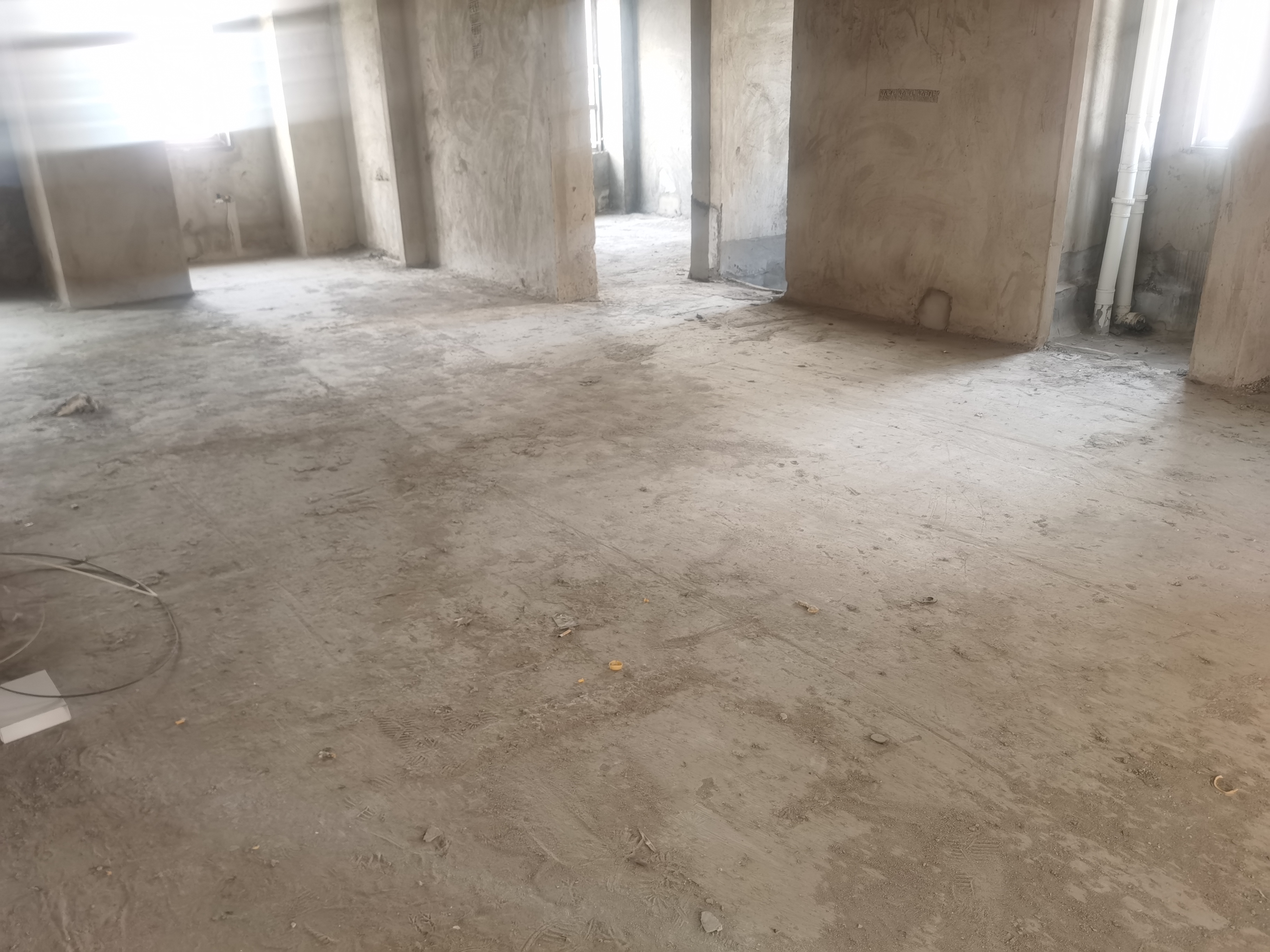 沔阳公馆毛坯大三房证在手诚心出售看房方便