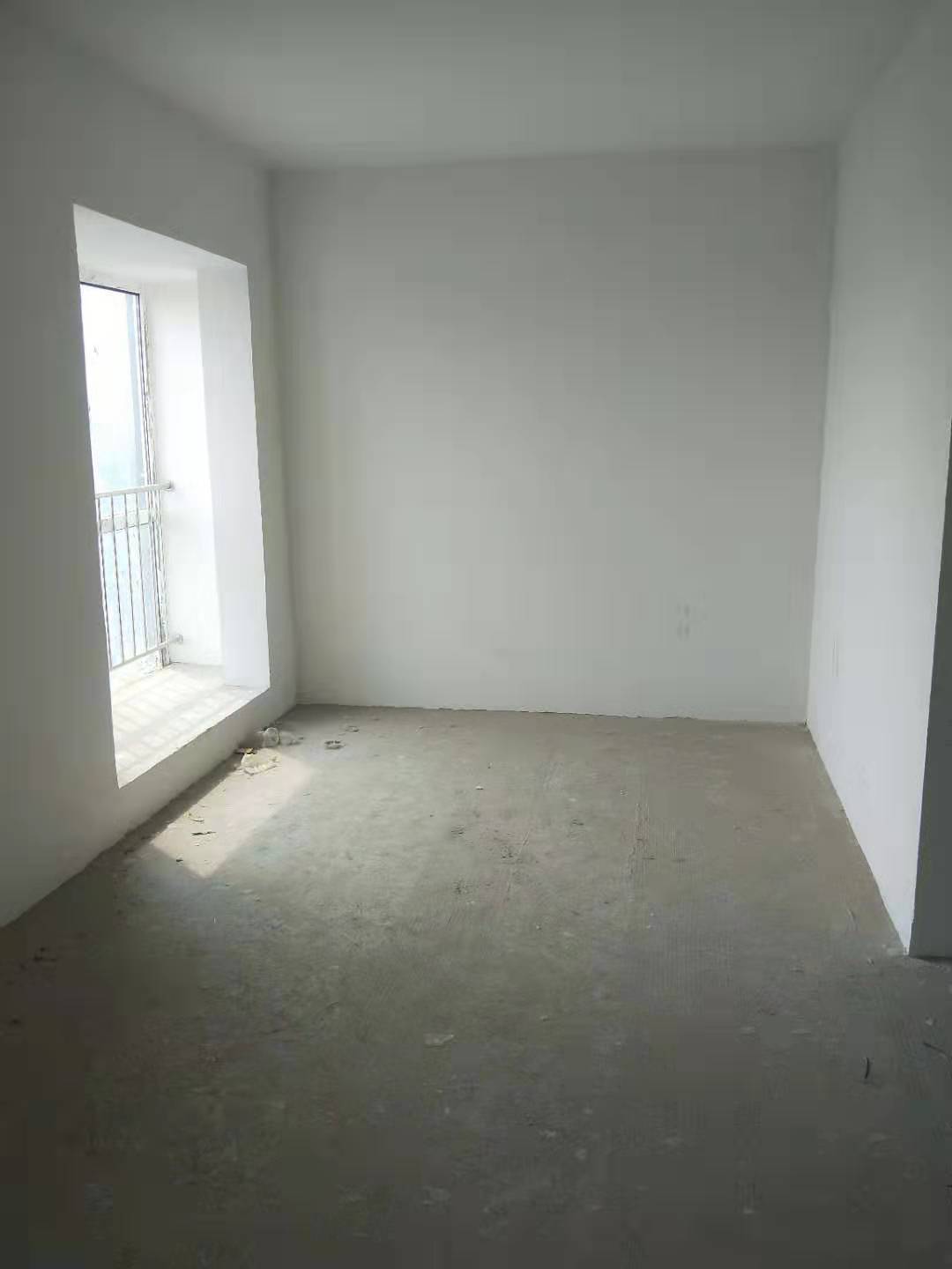 城南毛坯房5字头单价业主急售支持按揭可 过户