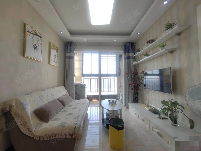 急售，一中旁，和合国际，精装2房，三开间朝南，拎包入住