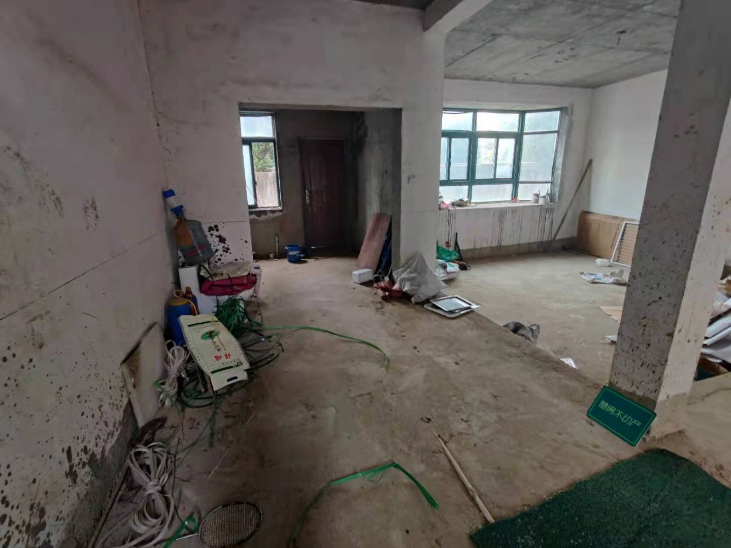 桃园居别墅 职院对面 有车库好停车 带花园 要便宜别墅的看过来