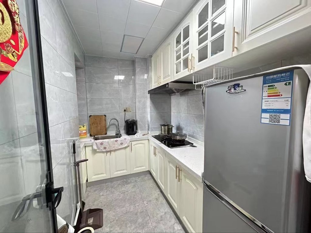 荣怀极地世家.精装两房.看房方便