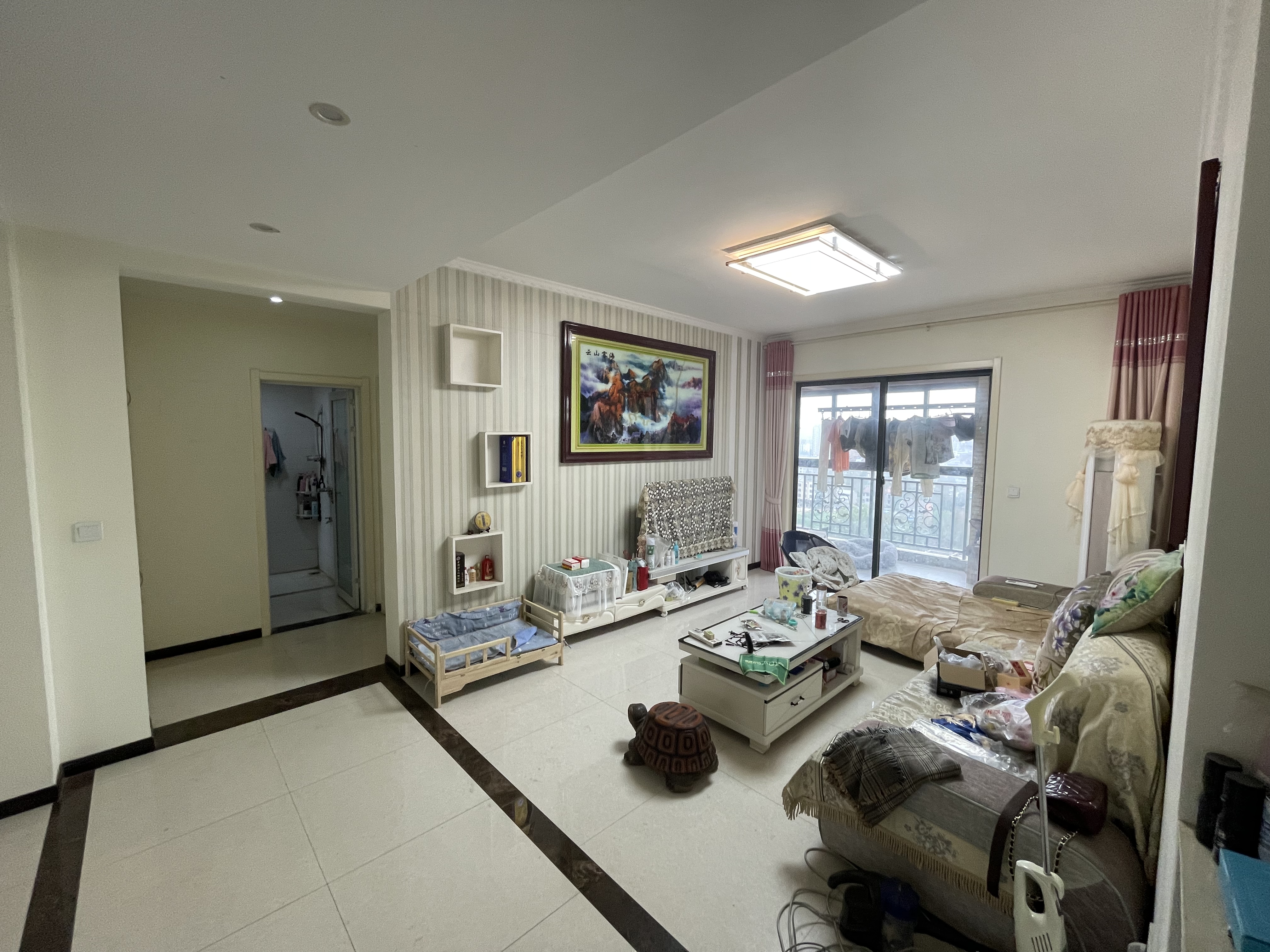 绿地香格里拉电梯小高层三房带装修环境好空气好