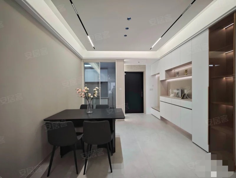 降价了，城南，沔‮天阳‬泽园，全新‮装精‬三‮两房‬卫，紧邻大‬学城，拎包入住