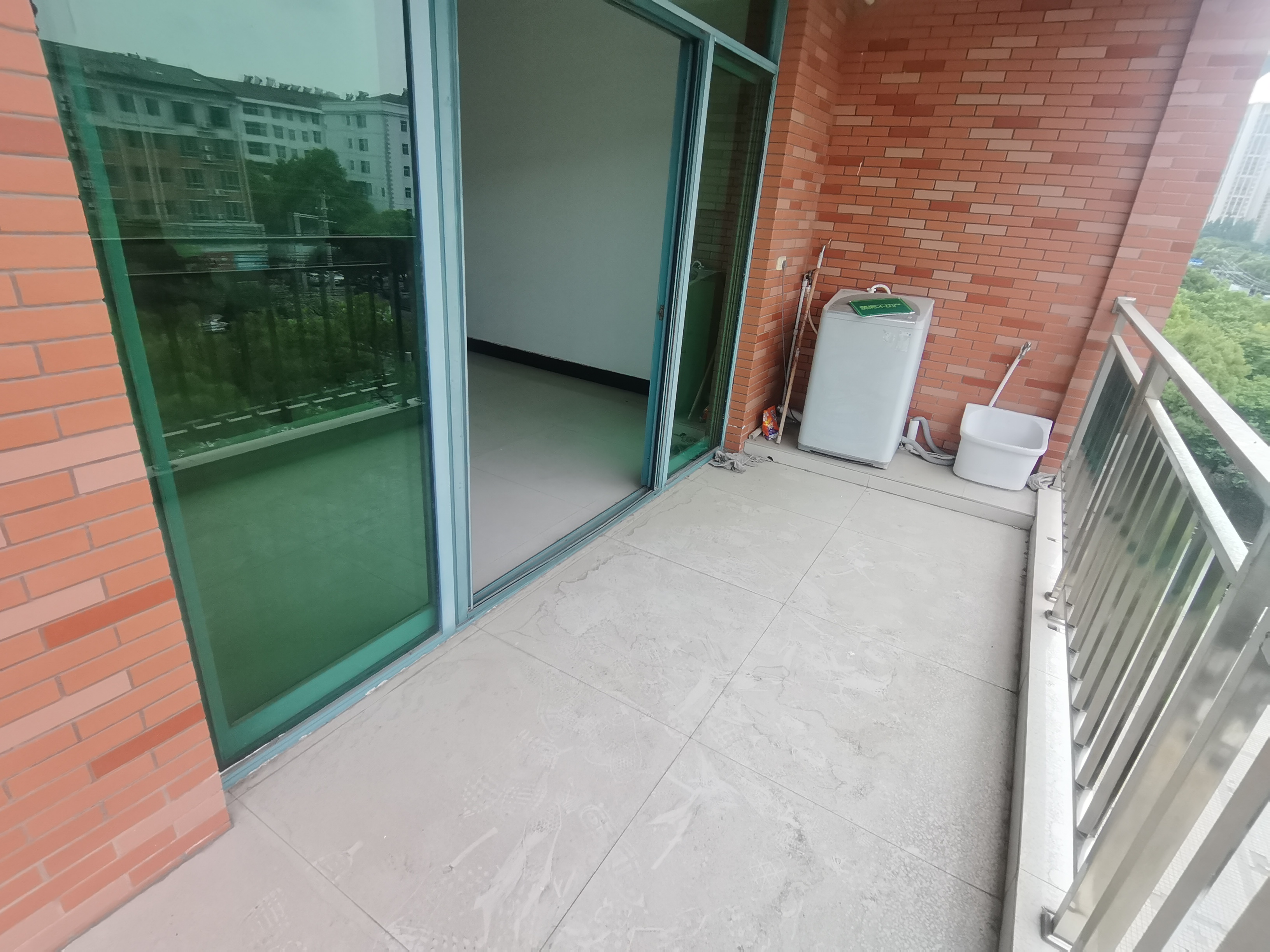 青青家园大三房南北通透户型方正三个阳台看房方便