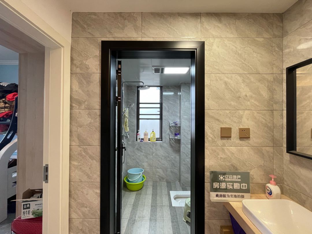 城南，荣怀，1梯1户，小高层，精装三房，好楼层，证满二