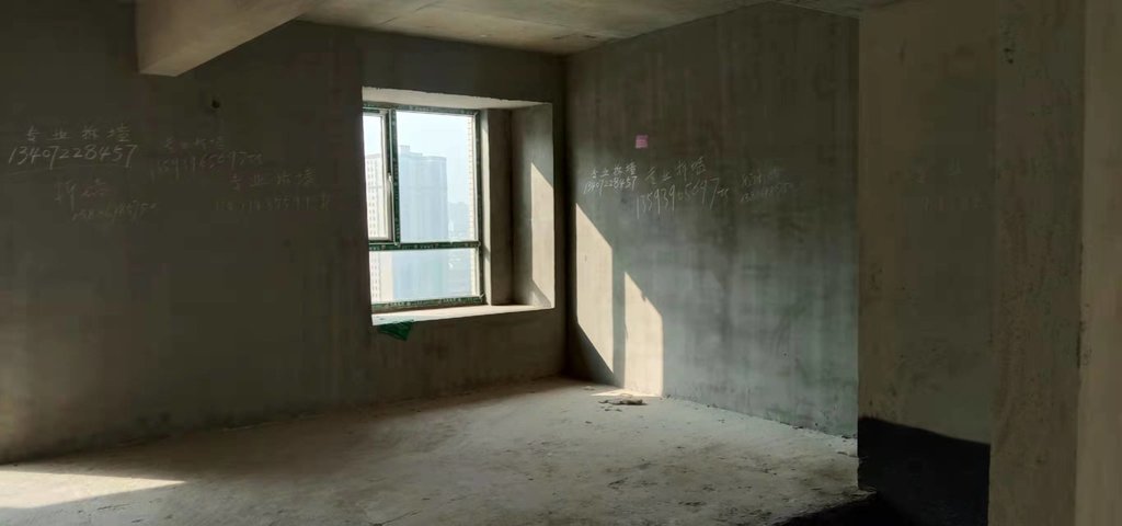 和合国际.毛坯三房.纯边户.证件满二.看房方便