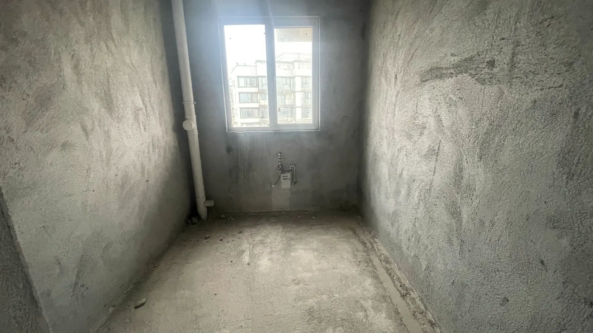 诚心出售，城南，蓝天白云，东边户，湖景房，单价5800，捡漏