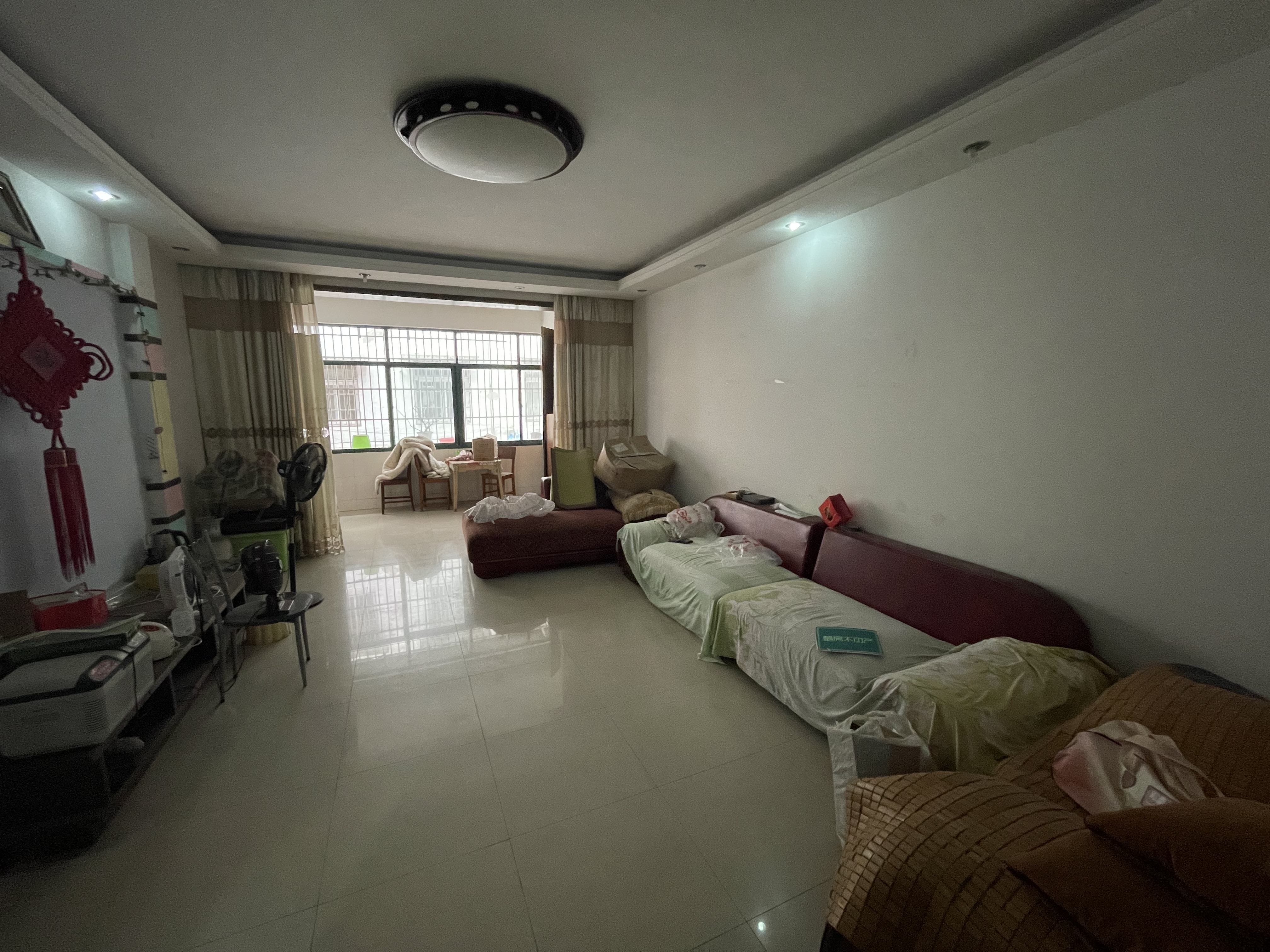 新村河东街  青青家园旁  步梯2楼  带地下室45平米 可以住人  大阳台 有产权