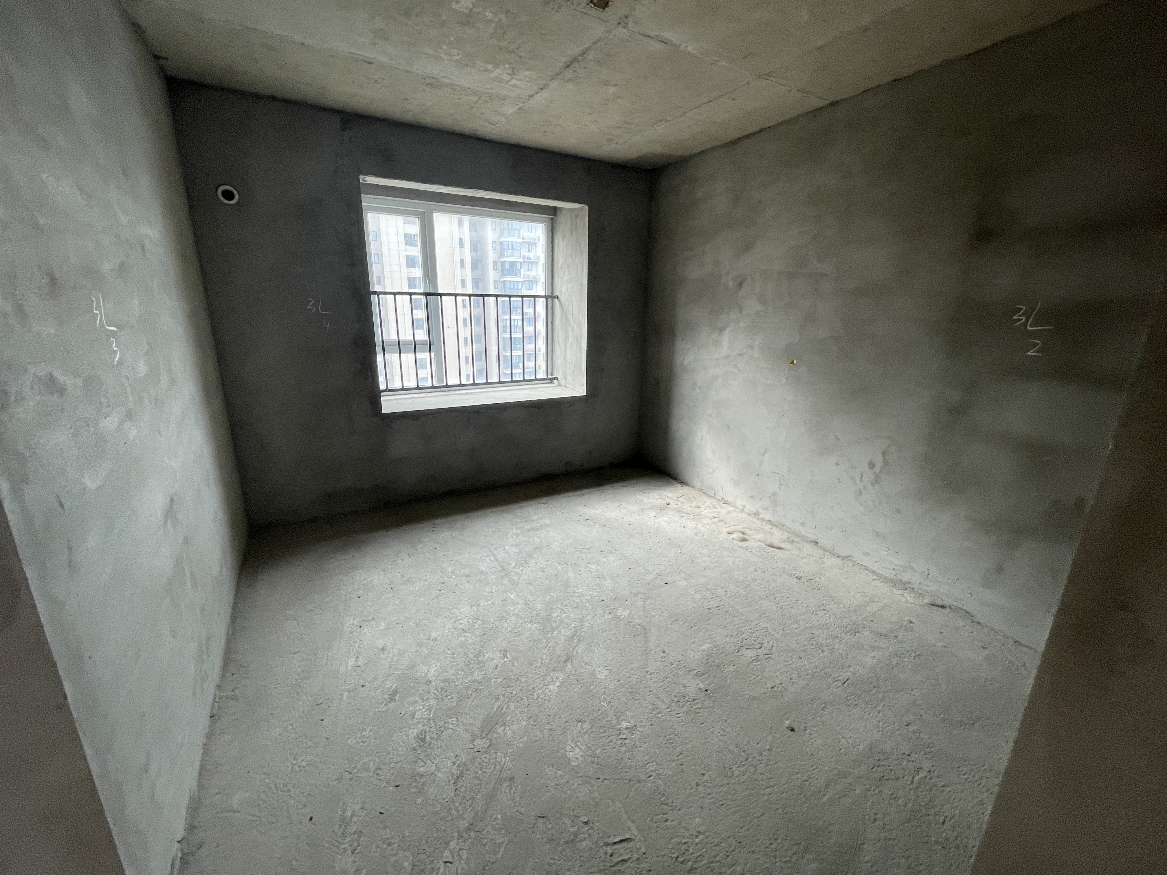 满庭春满二好楼层边户4房钥匙看房证件在手