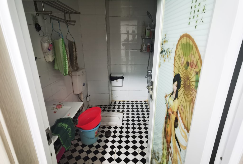 江汉星城城南步梯两房带装修2楼好楼层沔街大酒店后面