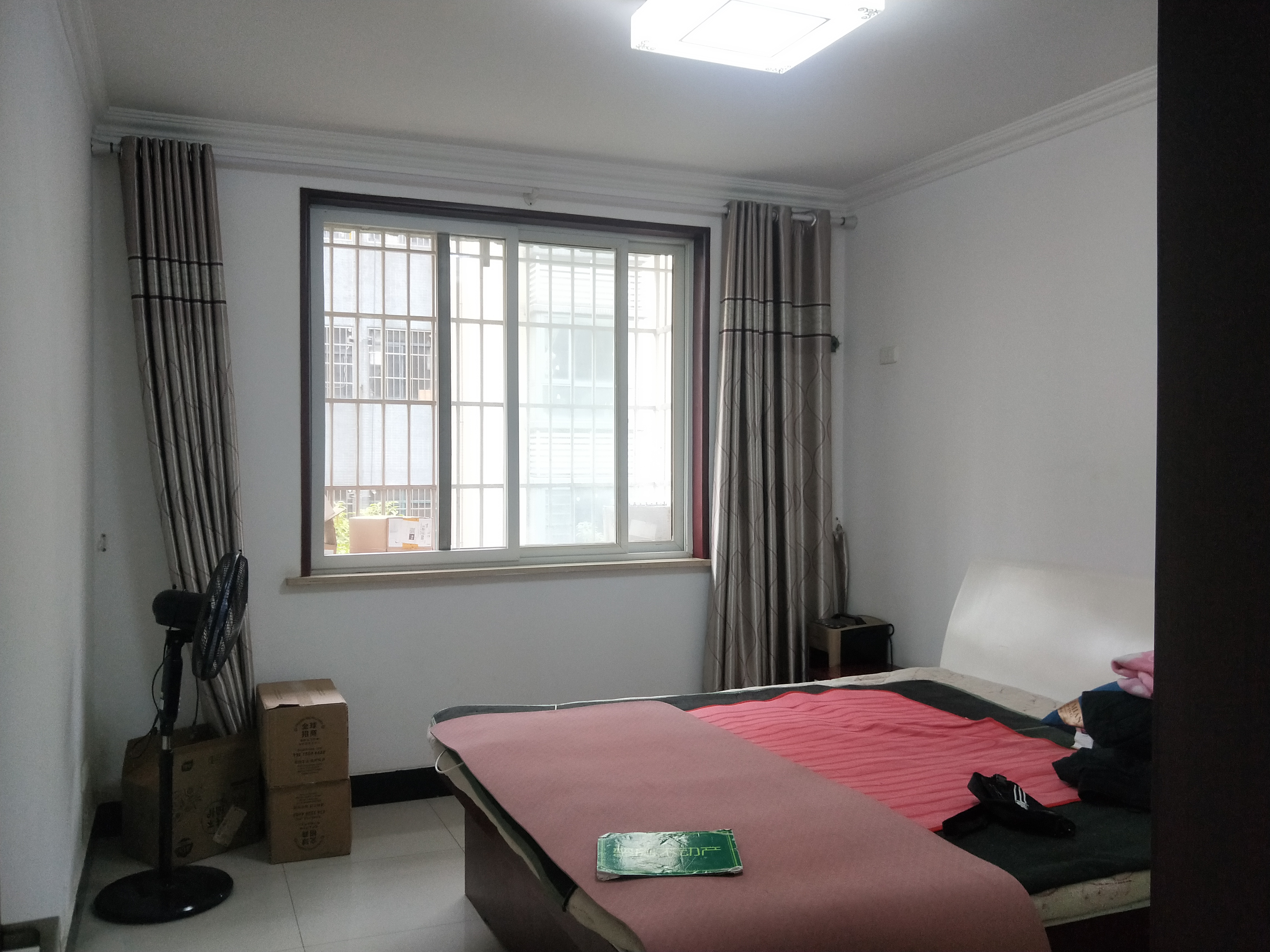 职院对面楚天嘉苑精装大三房南北通透户型楼层采光好价格合适性价比超高欢迎看房