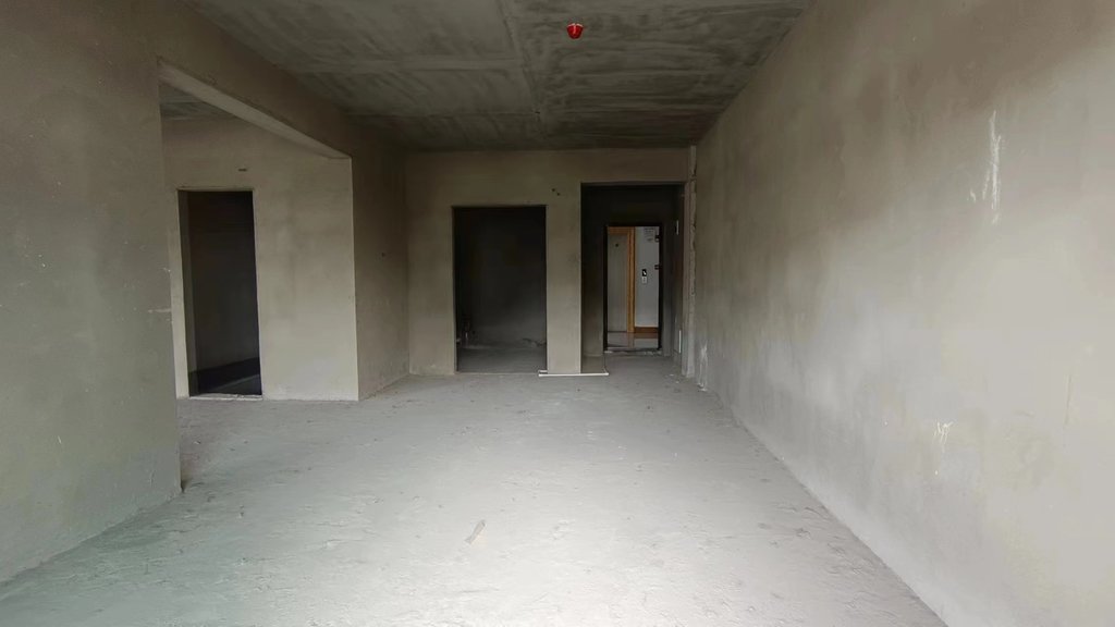 荣怀毛坯三房两卫中间楼层环境好