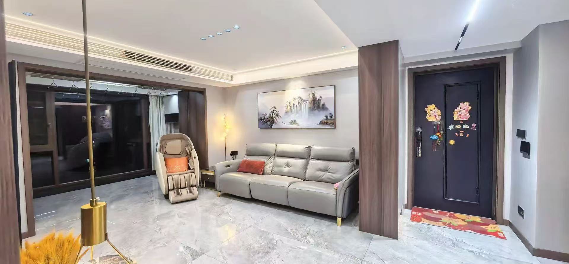 城南，翡冷翠边户， 精装四房，全屋品牌家私， 电梯好楼层， 证满二