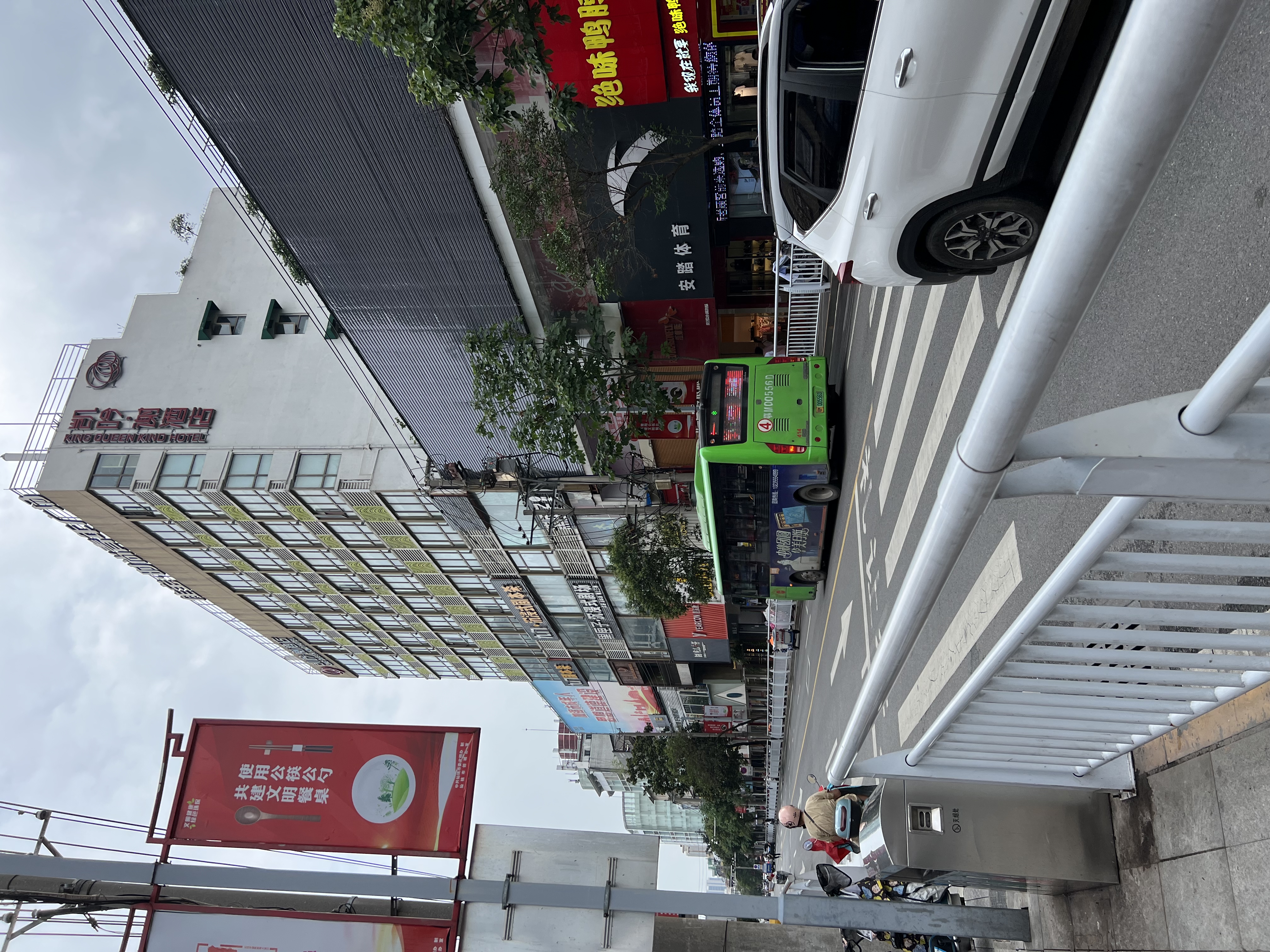 大新路商城大厦好邻居，世界城主城区住房，高层电梯房，大户型