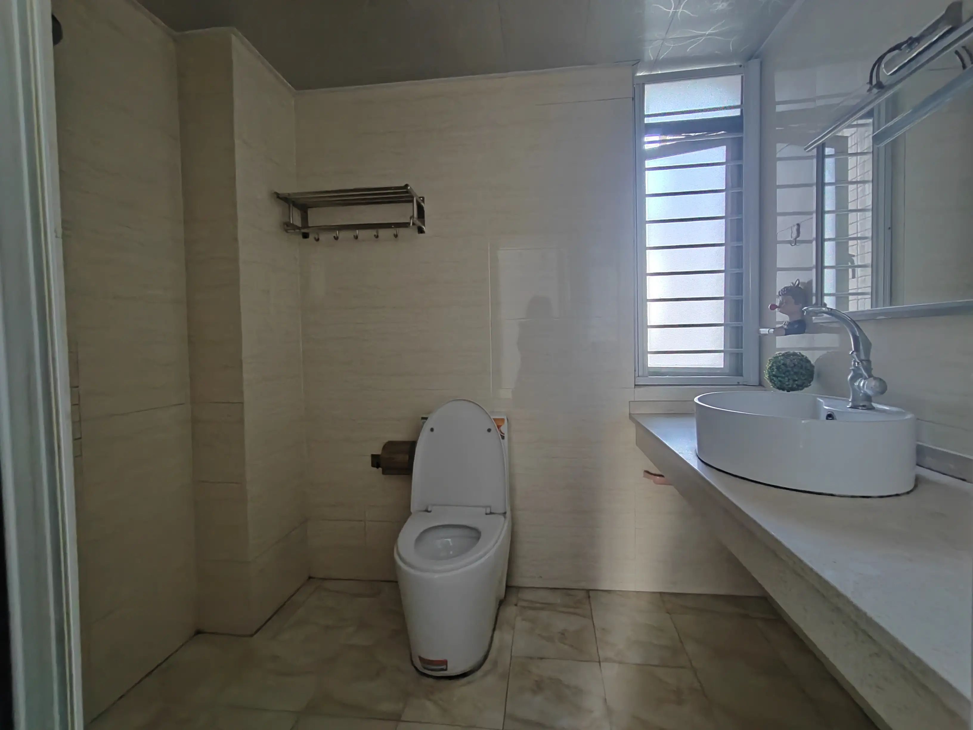 捡漏，城南，新城一号，单价4200，证满二，精装三房，亏本出售