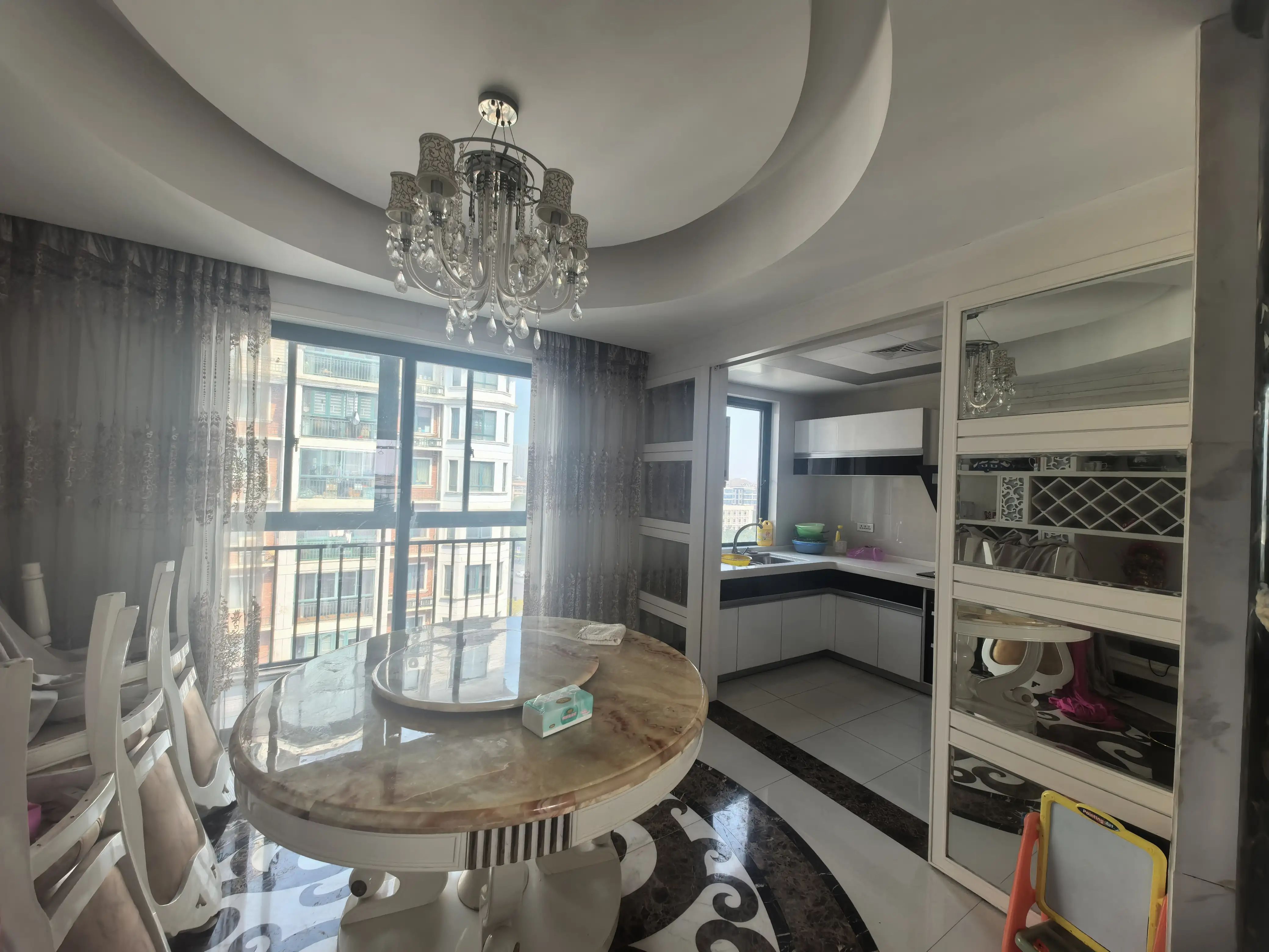 捡漏，德政金园，电梯好楼层，精装三房，证满二