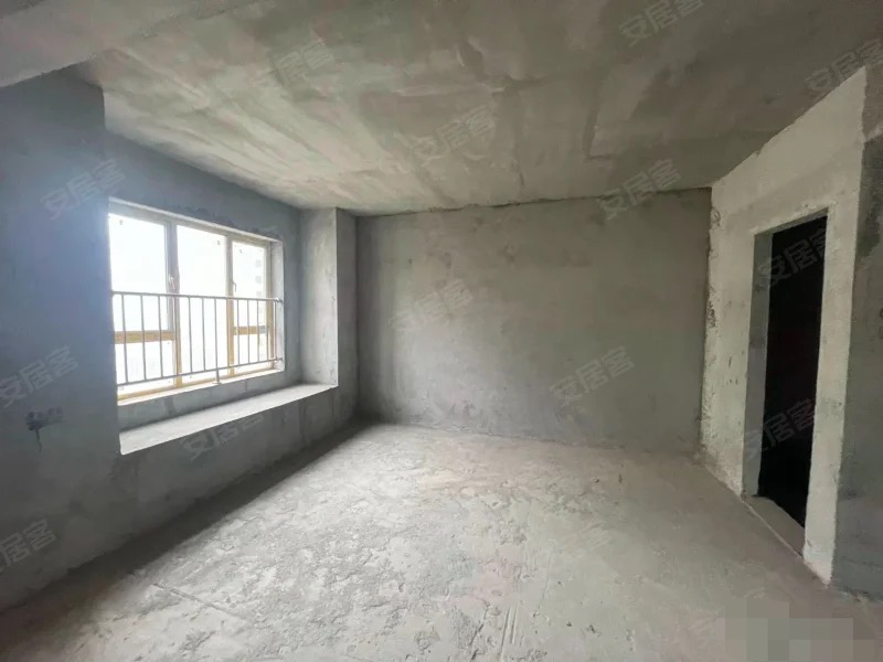 捡漏，城南，新城名都，毛坯3房2卫，电梯好楼层21楼，单价6000，带地下停车位，还满二，