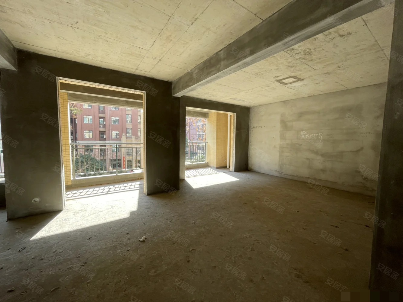 捡漏，​城南，新城壹号五期，电梯花园洋房，小高层，好楼层采光好，580单价，​证件满二