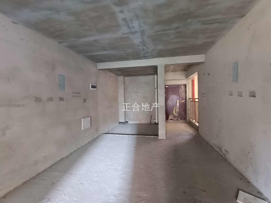 捡漏，城南，领秀城，单价5445，带车位，中间楼层，证满二，急售