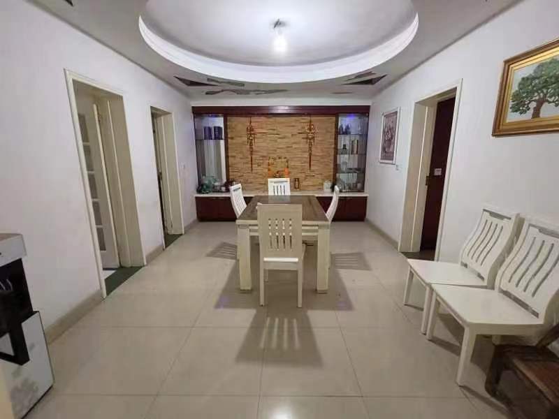 企管局宿舍.精装三房.证件满二.步梯2楼.看房方便