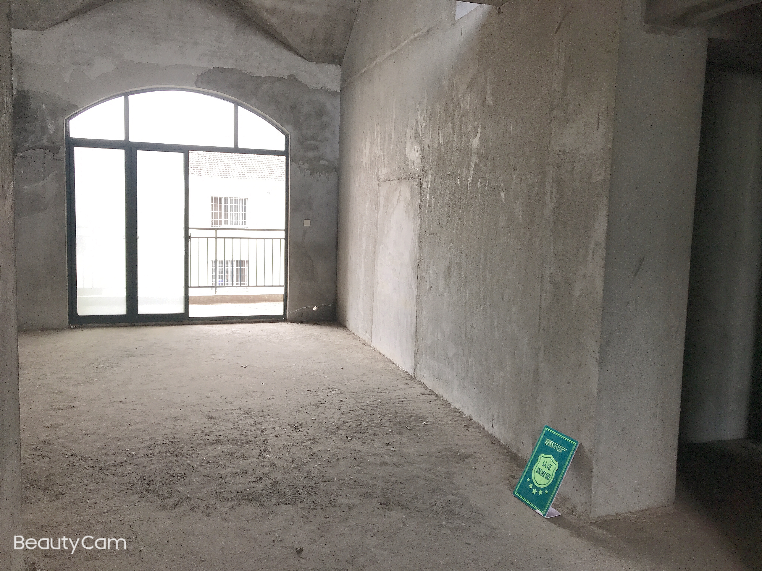 德政金园复式南北通透双阳台送复式60平证满二看房方便