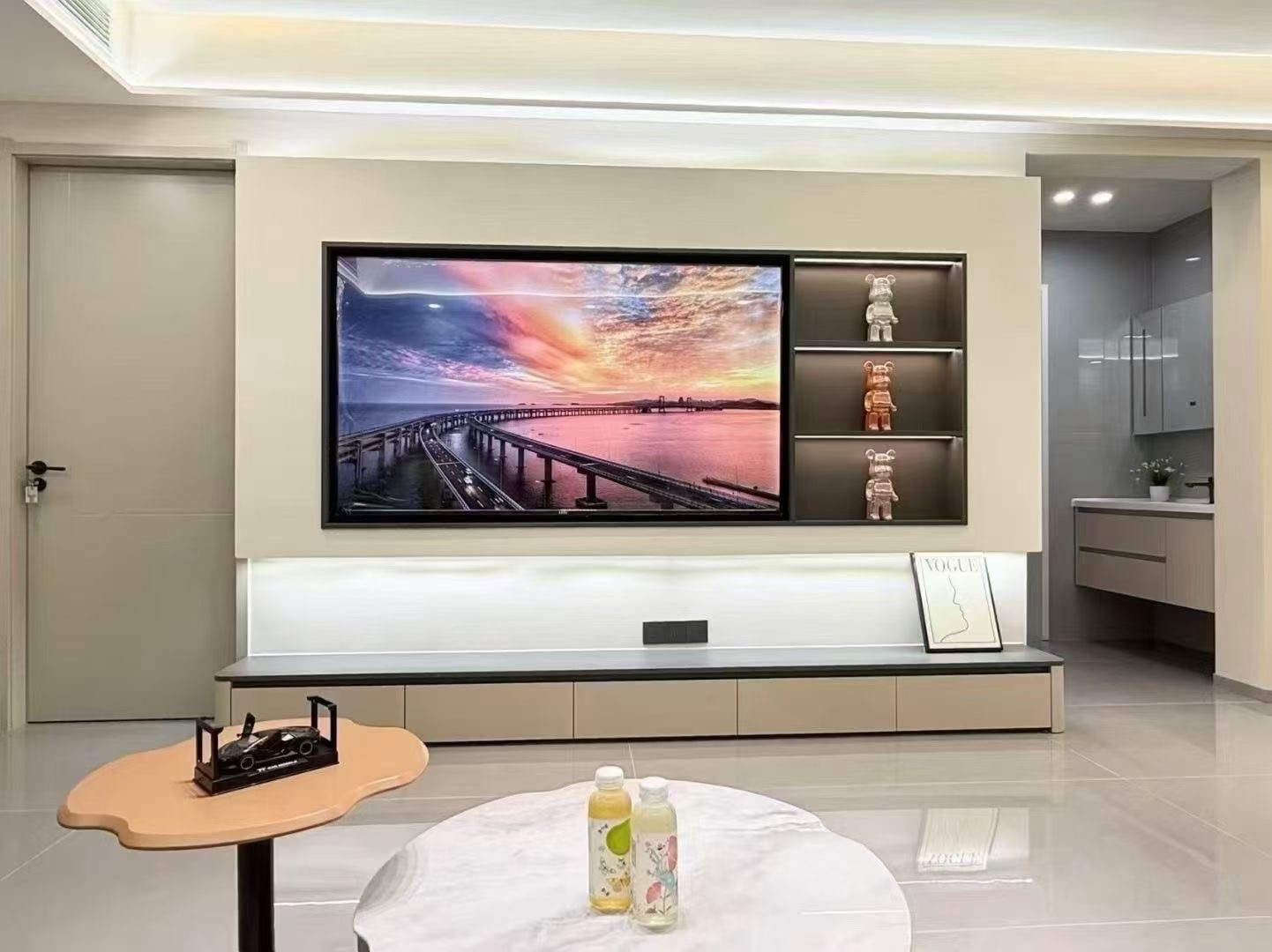 降价了，城西，满庭春，单价4900，全新精装，精装三房，过户费超低，中间好楼层