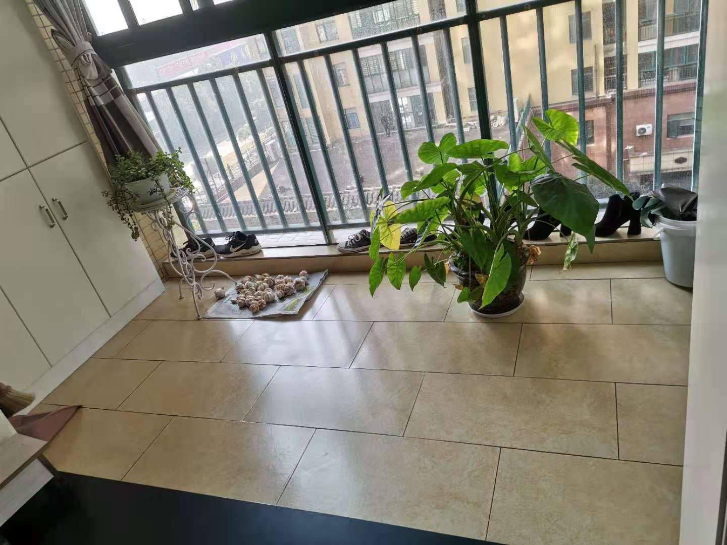 验三小旁边新城壹号精装小三房直接入住配合过户