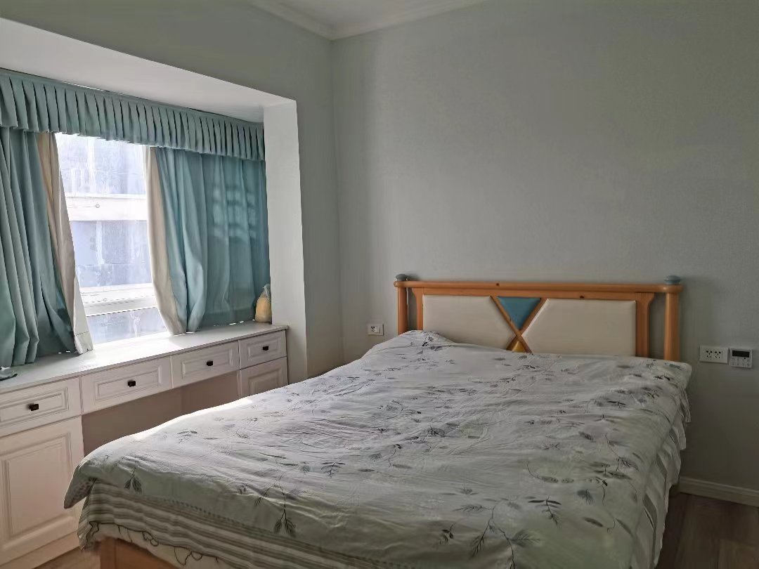 福星城.精装三房.证件满二.看房方便