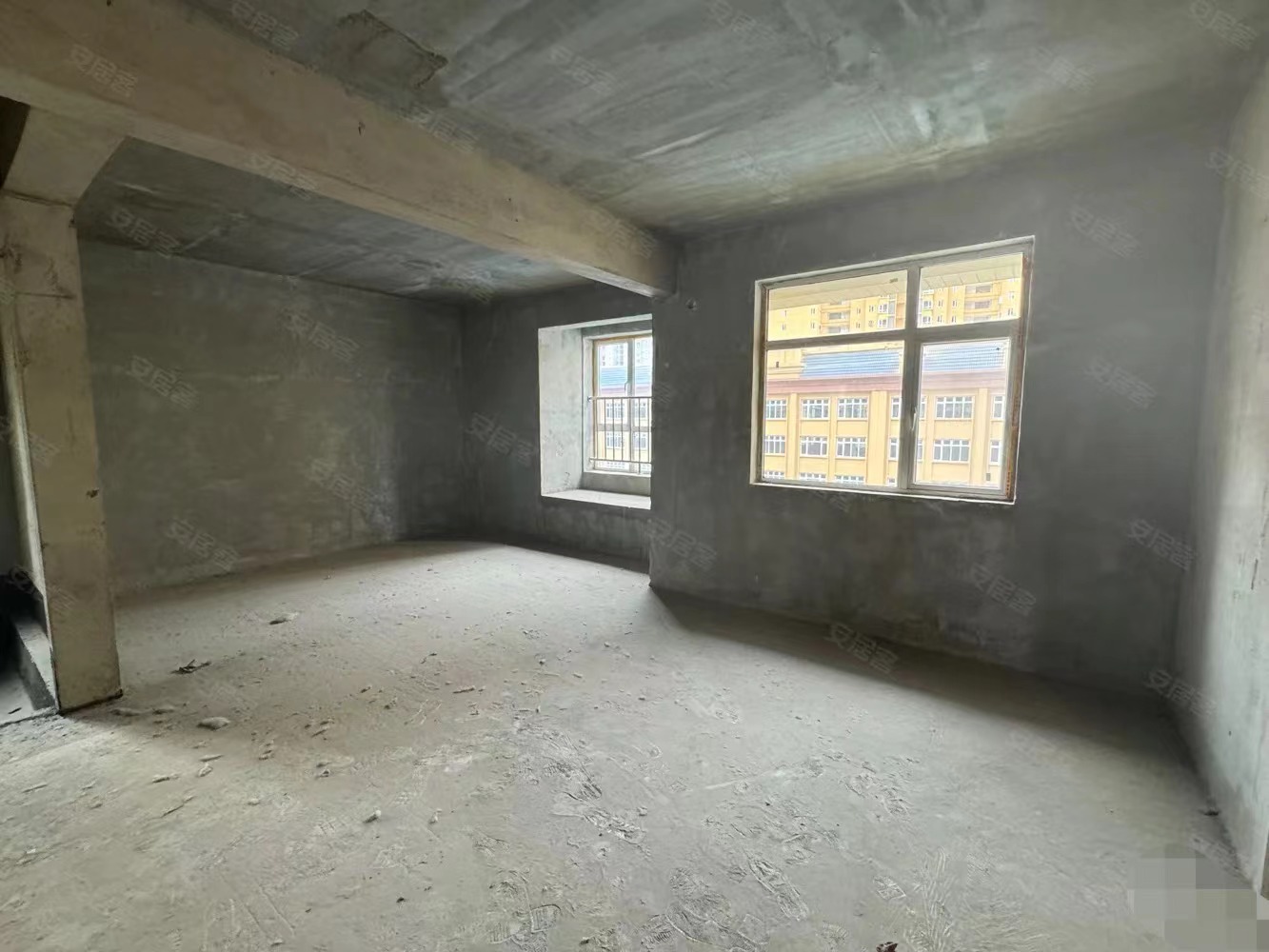 40，房东亏本出，领秀城，人车分流，小高层，​东边户，三开间朝南，南北双阳台​