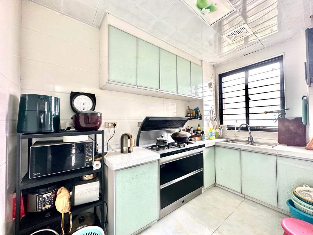 捡漏，御台公馆，精装四房，好楼层，成色新，证满二