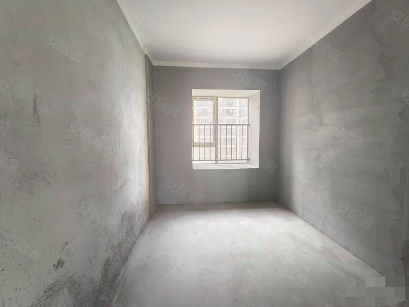 432，城南，森林国际北苑，3房2厅2卫，单价5900，证满二电梯好楼层