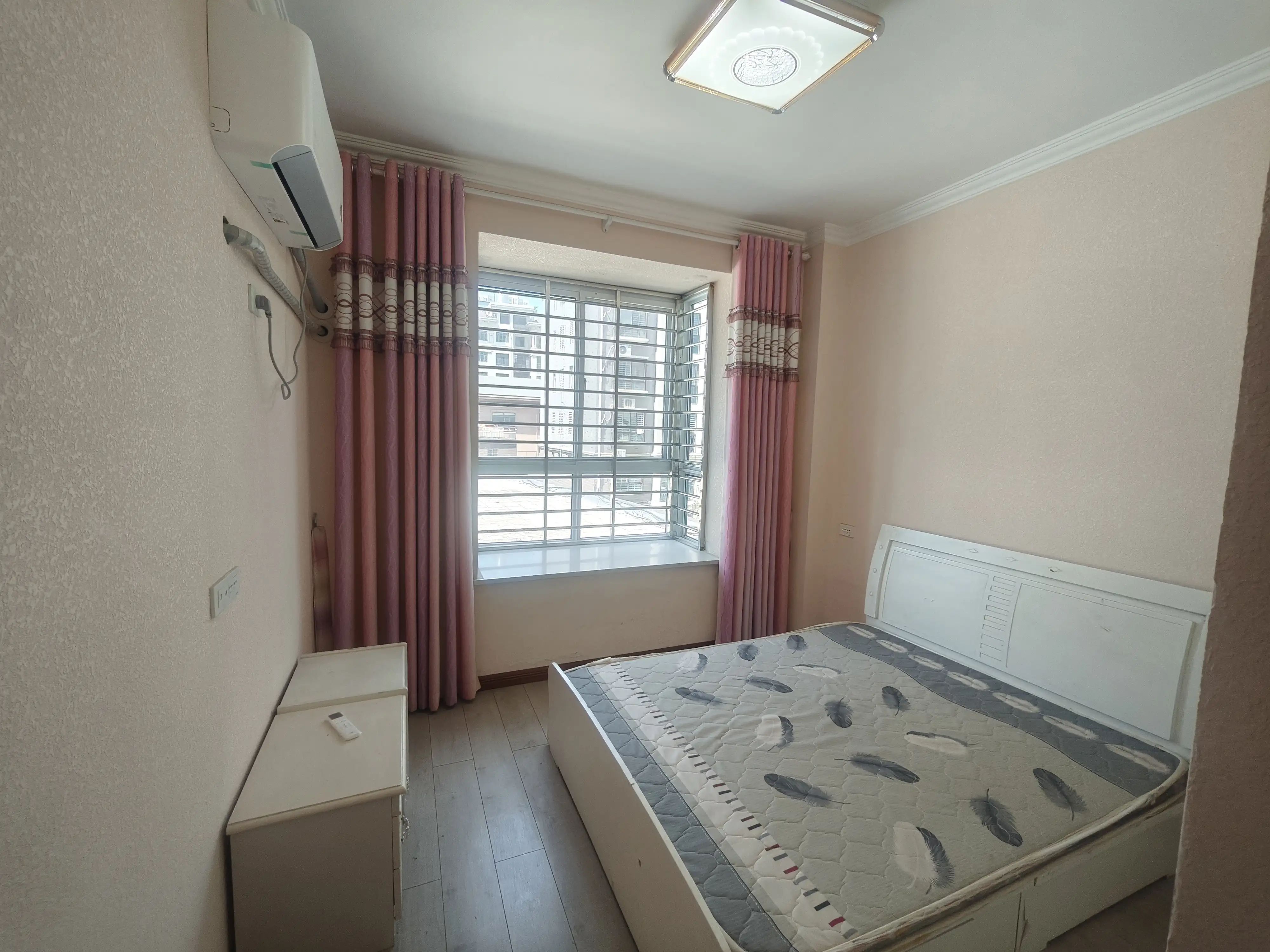 捡漏，沔阳公园旁，和园公馆，精装3房2卫➕超大双露台，步梯2楼