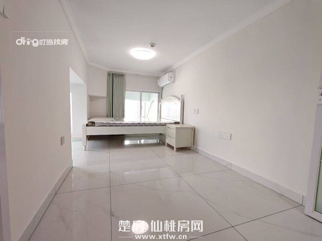 复式上下2层共140平精装24.8万